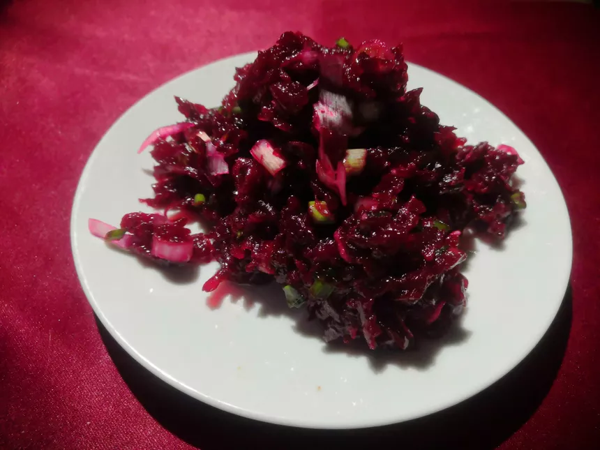 Салат из отварной свёклы