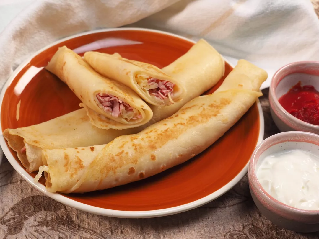 Блины с колбасой